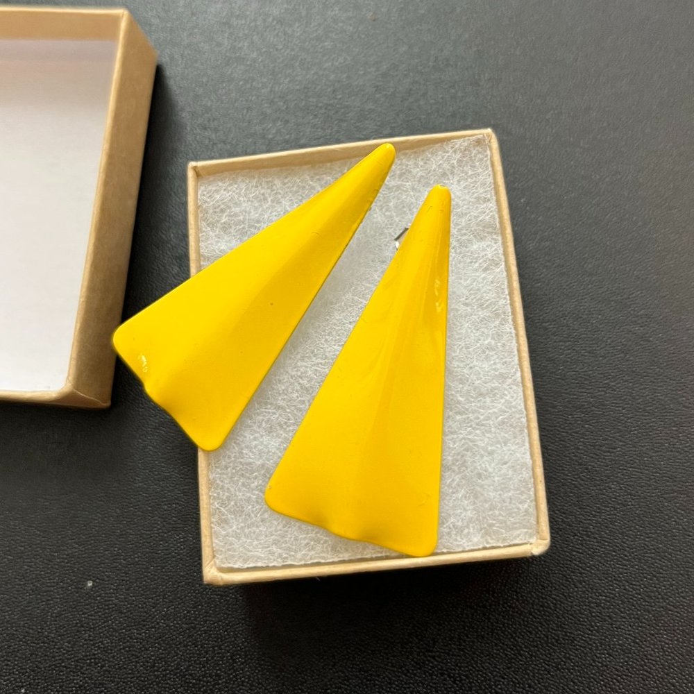 Yellow triangle stud earrings, mod retro 1950s pop, $10 when bundled